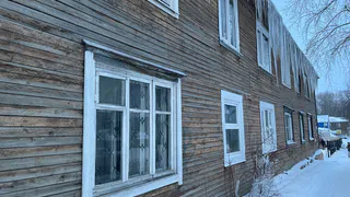 В Свердловской области женщина отсудила у чиновников более полумиллиона за плесень на стенах дома