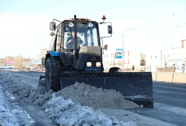 Магнитогорск увяз в снегу: глава города требует навести порядок на тротуарах