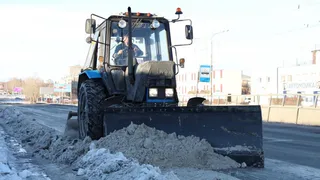 Магнитогорск увяз в снегу: глава города требует навести порядок на тротуарах