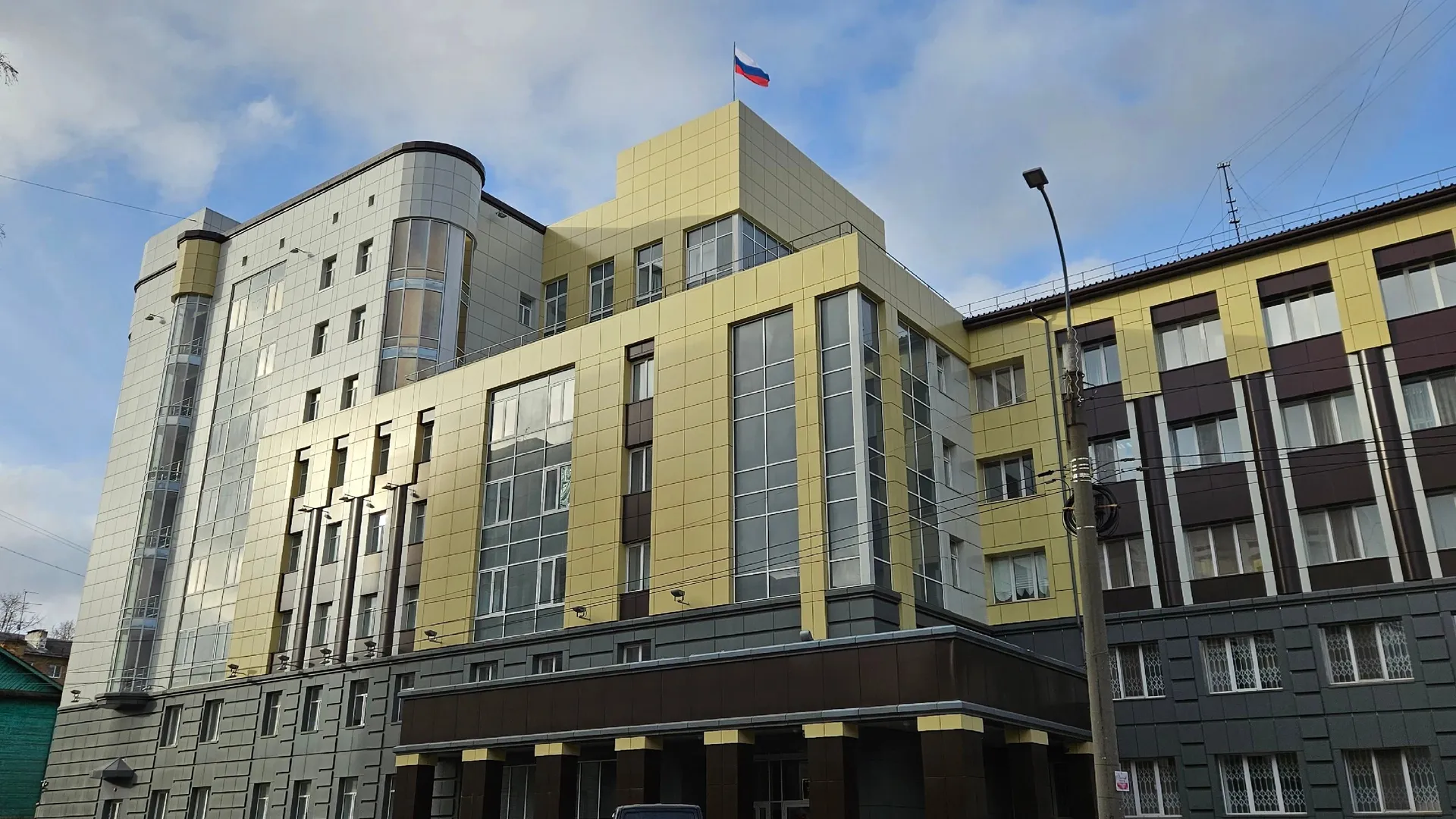 Бывшего главу администрации села Фершампенуаза ожидает суд