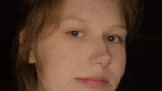 В Магнитогорске пропала 17-летняя девушка в серой куртке и бежевых кроссовках