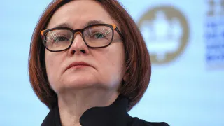 Безвыходная ситуация: глава Центробанка предупредила всех россиян, имеющих вклады и кредиты