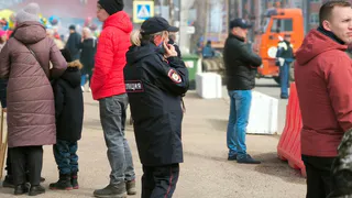 Челябинские полицейские задержали двух девушек, похитивших 200 тысяч рублей у пенсионерки