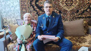 Прокурор Магнитогорска навестил ветерана Великой Отечественной войны в преддверии 80-летия Победы