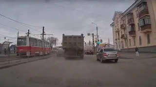 В Магнитогорске оштрафовали водителя грузовика, на которого пожаловались в соцсетях