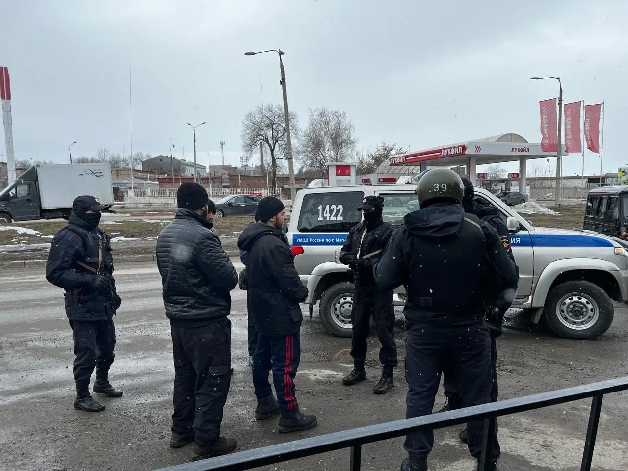 15 нелегалов-мигрантов, находящихся в Магнитогорске, по решению суда выдворят из страны