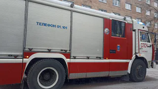 Жители многоэтажки в Магнитогорске эвакуировались из-за пожара 