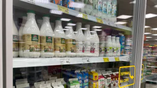 Сплошная химия, кефира нет: Роскачество опубликовало марки кефира, которые лучше не покупать даже со скидкой
