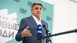 Меньше нервов, больше шансов: что в партии «Новые люди» приготовили для выпускников Челябинска
