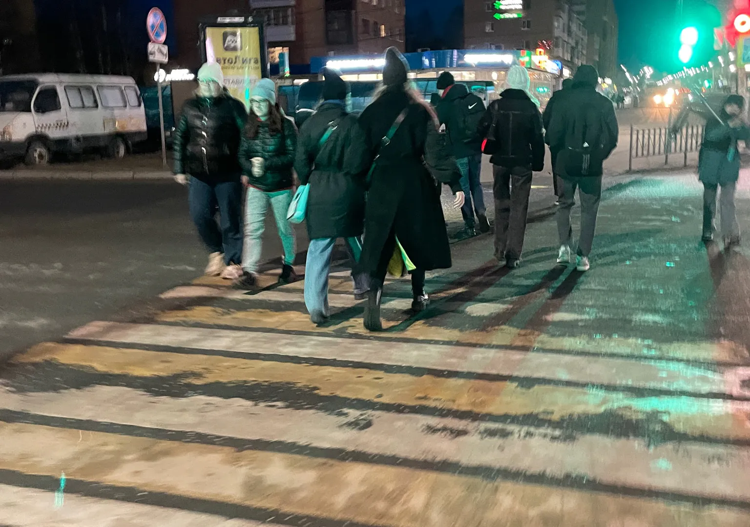 Шаг на «зебру» теперь не работает: вот когда водитель обязан уступить пешеходу и что ответить сотруднику ГИБДД
