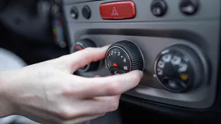 В какой момент нужно включать печку в авто зимой - прогревается в 2 раза быстрее