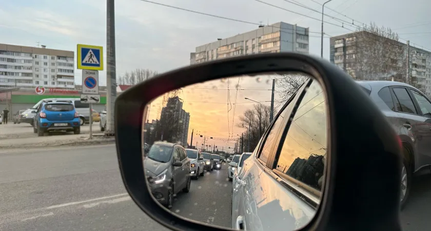 Штрафы прямо на заправке: водителей ждет неприятный сюрприз с 1 мая