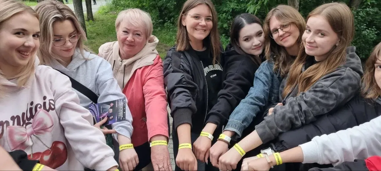 Юные магнитогорцы отпраздновали в Челябинске "Атомный выпускной"