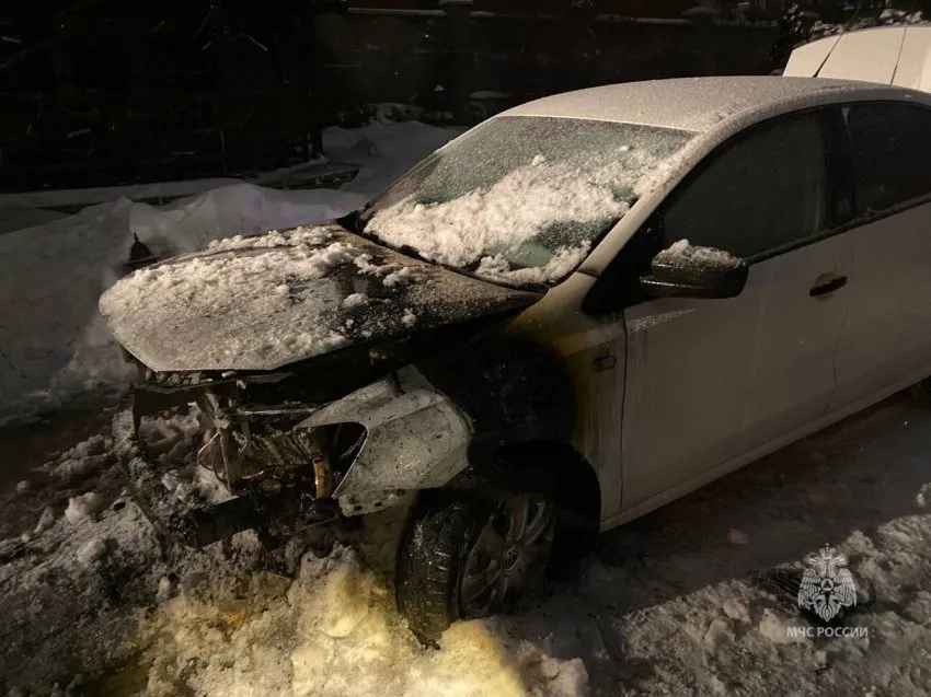 В Магнитогорске за выходные сгорели два автомобиля на сумму почти миллион рублей
