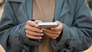 Романтическая афера: жительница Челябинской области лишилась миллиона рублей из-за "канадского жениха"