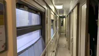 Теперь нельзя: в поездах полностью запретили эту еду - она пахнет «бедностью»