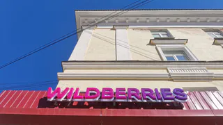 «Не платите своей картой»: Роскачество обратилось ко всем, кто заказывает на Wildberries и Ozon