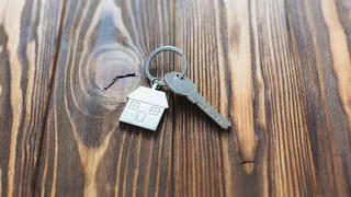 Семья из Магнитогорска, выигравшая квартиру в викторине, получила ключи