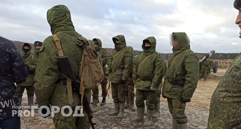 Магнитогорский военсуд вынес приговор мужчине, который вымогал деньги у военных