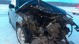 Смертельная авария в пригороде Челябинска: столкнулись Range Rover и ВАЗ-2106 