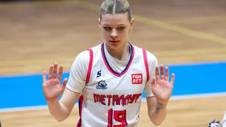 Один из игроков «Металлурга» покинул команду: контракт расторгнут с центровой Оксаной Портной
