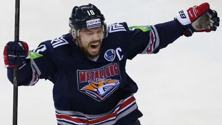 Перекупщики наживаются на желании магнитогорцев увидеть прощальную игру Мозякина на льду