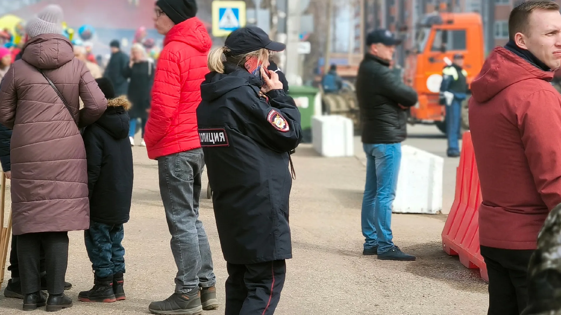 Агрессивного и драчливого мигранта задержали в Челябинской области