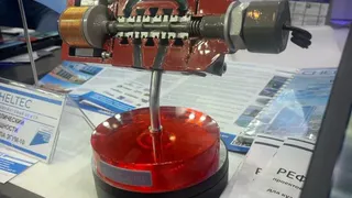 Ученые челябинского университета создали аппарат для проверки ракет и зданий на прочность