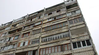 На Завенягина в Магнитогорске загорелся балкон