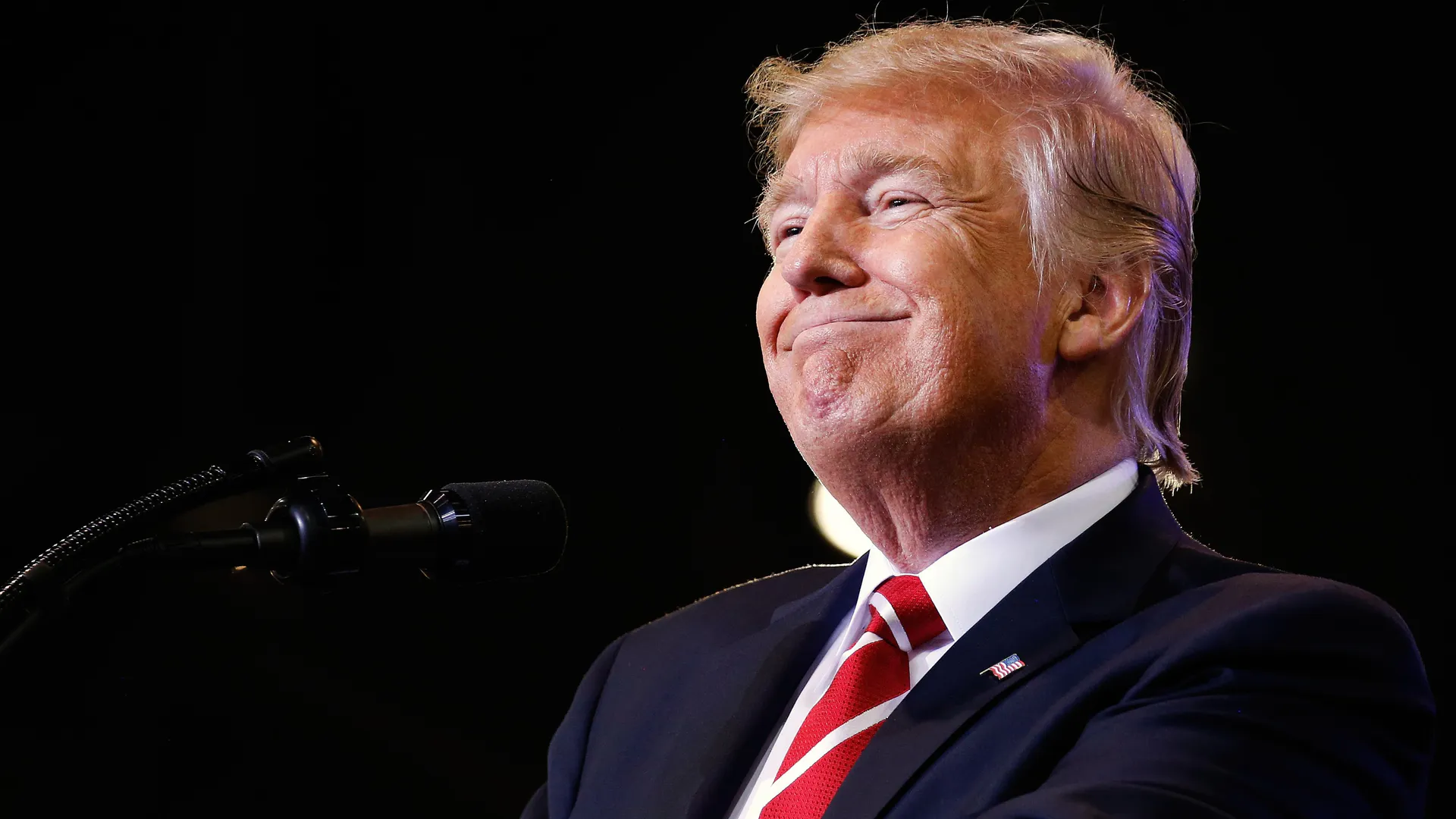Дональд Трамп признан виновным в фальсификации документов: как шло дело и что грозит политику